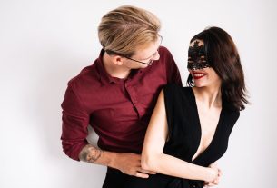 entdecken sie die neuesten trends für ihren perfekten partylook! stilvolle outfits, modische accessoires und unwiderstehliche kombinationen, um bei jeder feier im rampenlicht zu stehen.